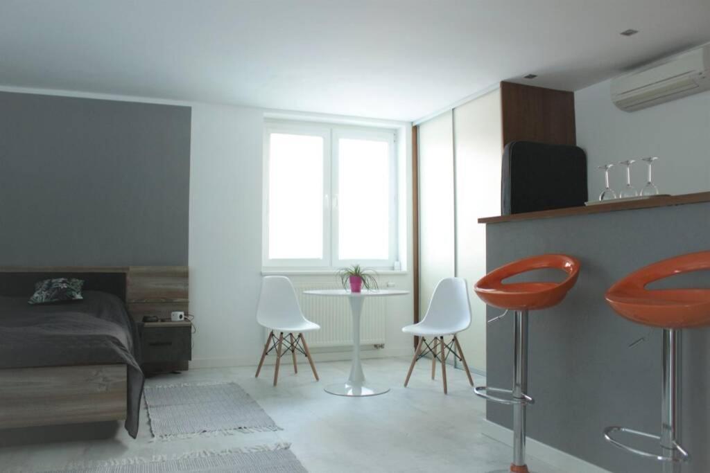브라티슬라바 Apartman - Dlhe Diely 아파트 외부 사진